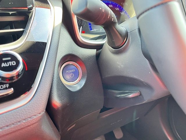 TOYOTA COROLLA CROSS HYBRID 2023 Image 31