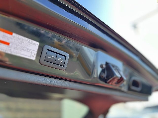 TOYOTA COROLLA CROSS HYBRID 2023 Image 31