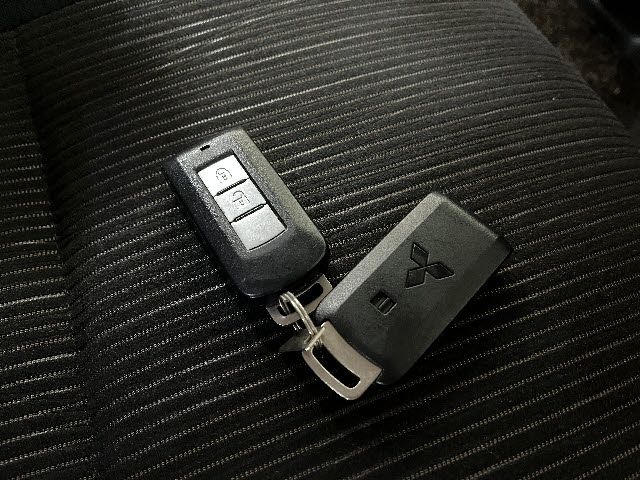 MITSUBISHI EK CUSTOM 2017 Image 31