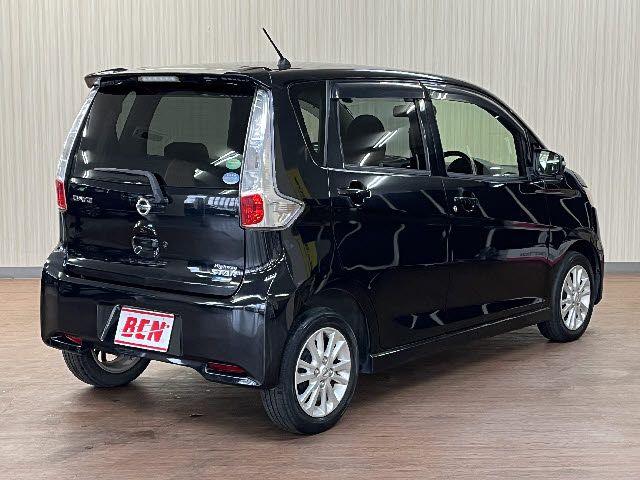 NISSAN DAYZ 2015 Image 31