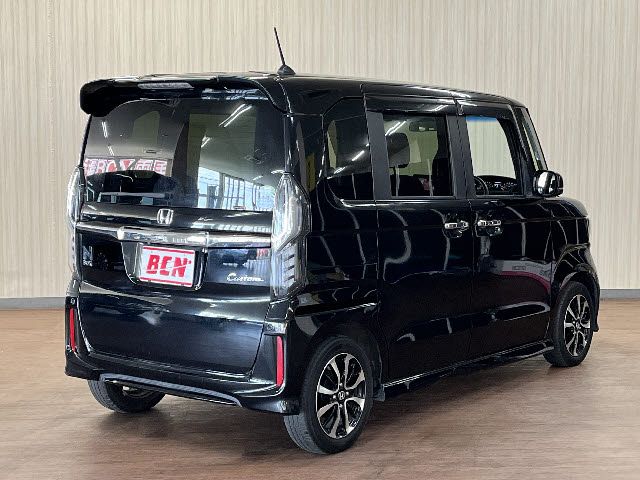HONDA N BOX CUSTOM 2019 Image 31