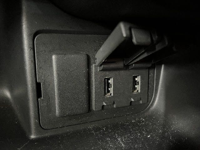 HONDA N BOX CUSTOM 2019 Image 31