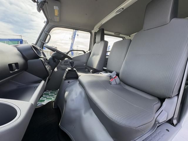 TOYOTA DYNA 2026 Image 31