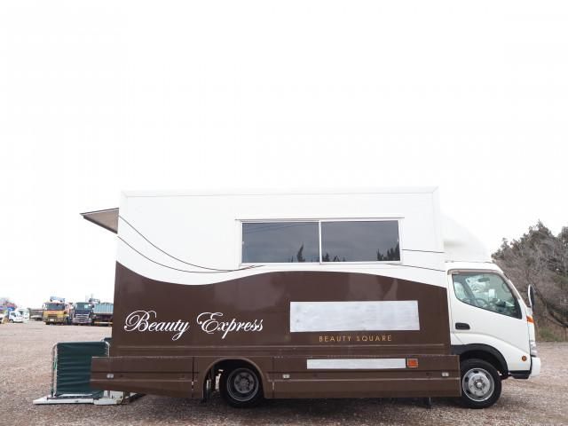 HINO DUTRO 2001 Image 31