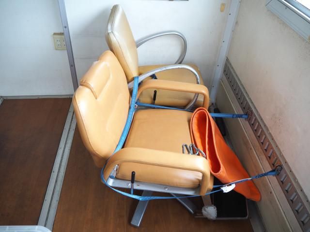 HINO DUTRO 2001 Image 31