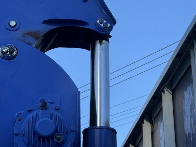 ISUZU ELF 2013 Image 31