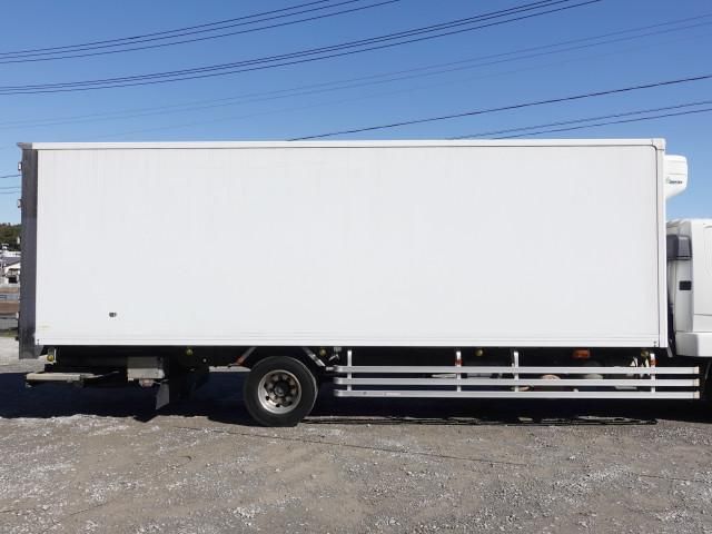 MITSUBISHI FUSOU FIGHTER 2016 Image 31