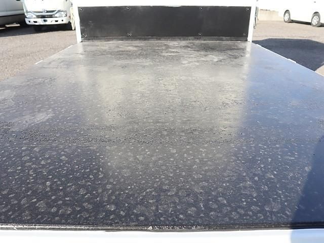 MITSUBISHI CANTER 2018 Image 31