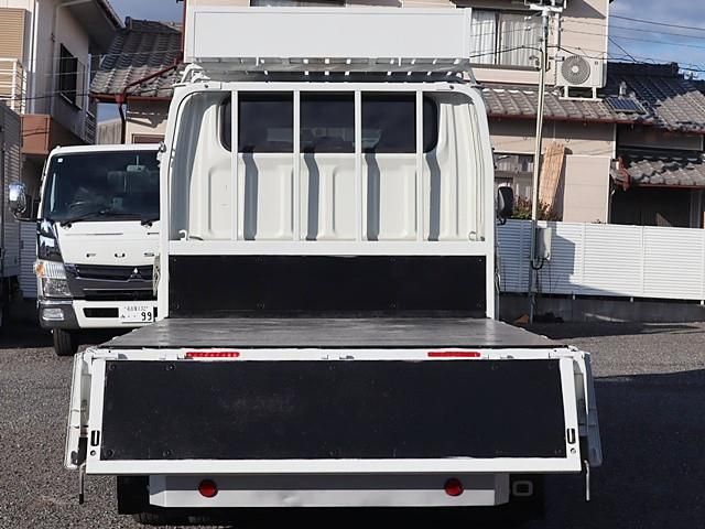 MITSUBISHI CANTER 2018 Image 31