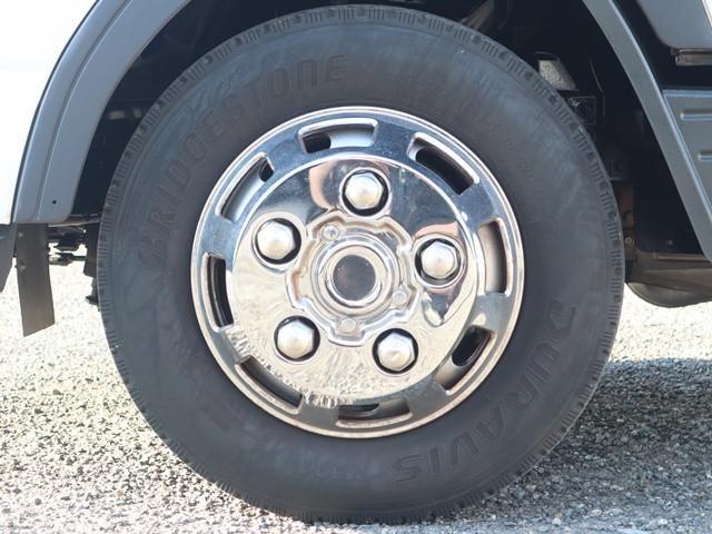 MITSUBISHI CANTER 2018 Image 31