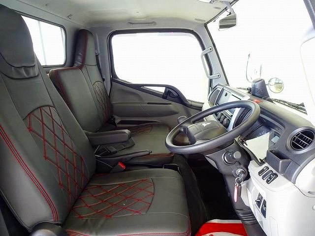 MITSUBISHI CANTER 2020 Image 31