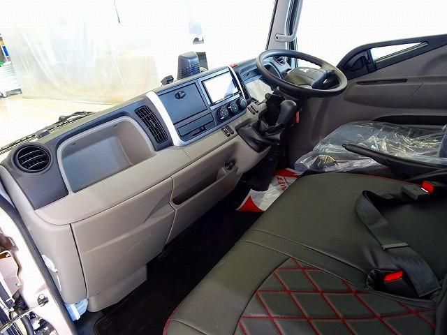 MITSUBISHI CANTER 2020 Image 31