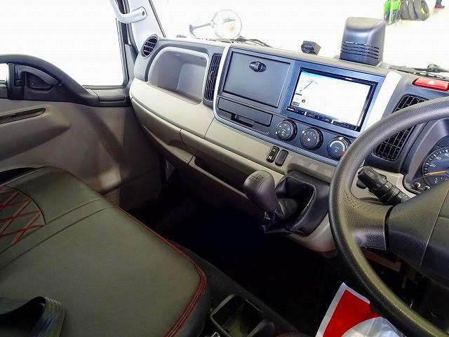 MITSUBISHI CANTER 2020 Image 31