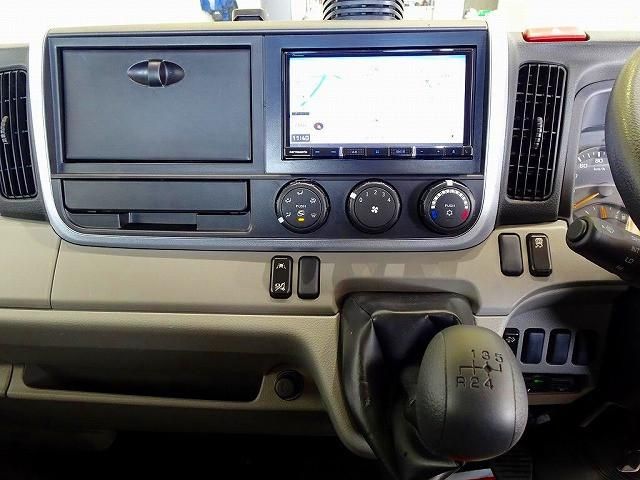 MITSUBISHI CANTER 2020 Image 31