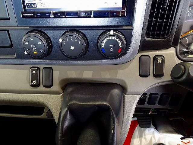 MITSUBISHI CANTER 2020 Image 31