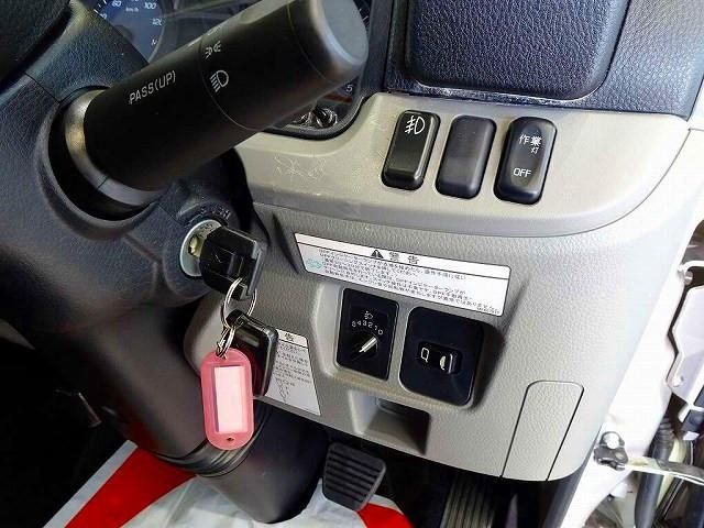 MITSUBISHI CANTER 2020 Image 31