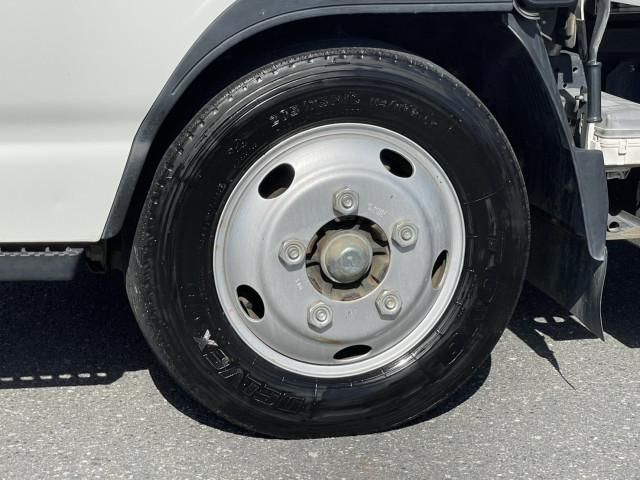 ISUZU ELF 2018 Image 31