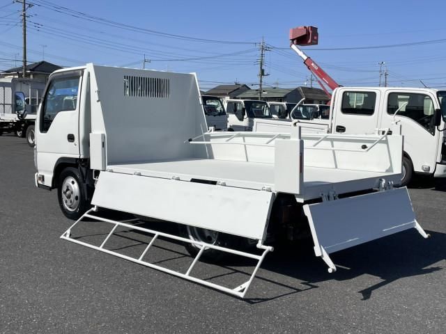 ISUZU ELF 2018 Image 31