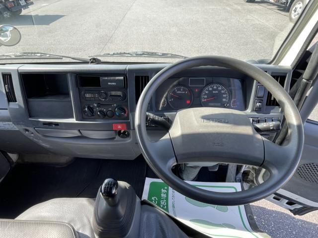 ISUZU ELF 2018 Image 31