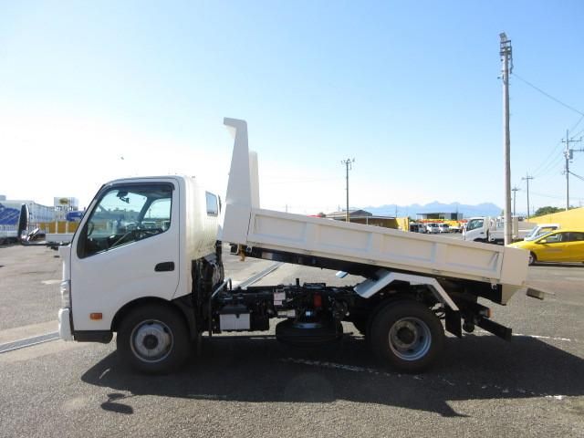 HINO DUTRO 2025 Image 31