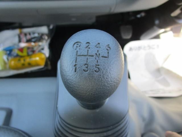 HINO DUTRO 2025 Image 31