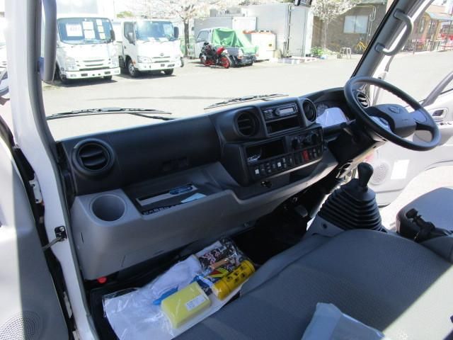 HINO DUTRO 2025 Image 31