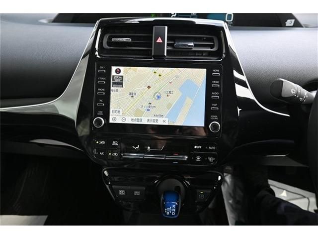 TOYOTA PRIUS 4WD 2022 Image 31