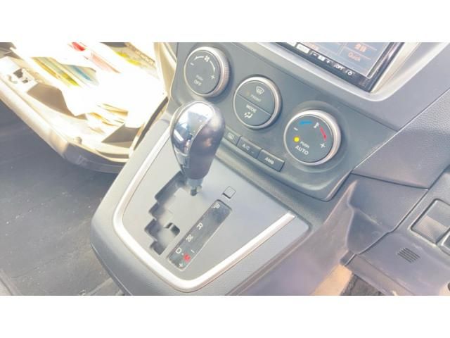 MAZDA PREMACY 2011 Image 31