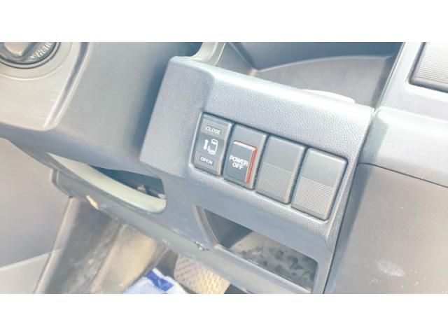 MAZDA PREMACY 2011 Image 31