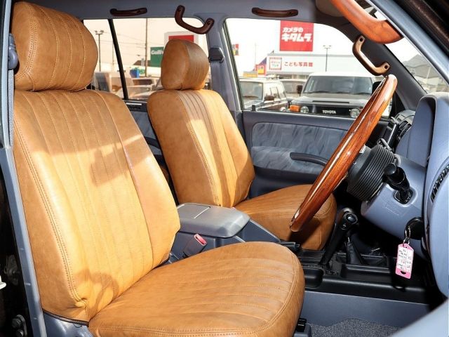 TOYOTA LANDCRUISER PRADO 2000 Image 31