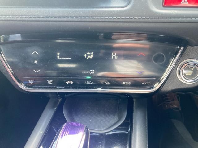 HONDA VEZEL HYBRID 2013 Image 31