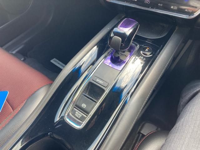 HONDA VEZEL HYBRID 2013 Image 31