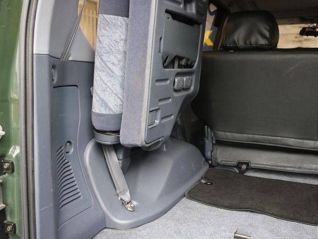 TOYOTA LANDCRUISER PRADO 1998 Image 31