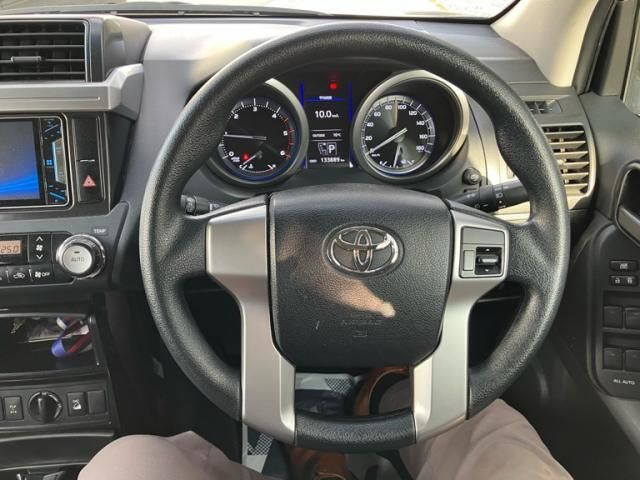 TOYOTA LANDCRUISER PRADO 2016 Image 31