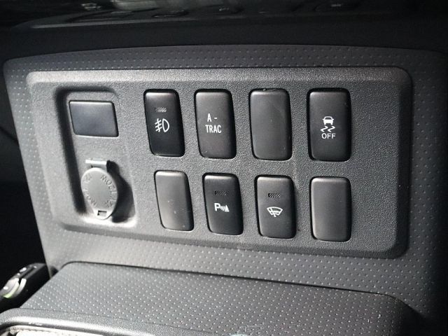 TOYOTA FJ CRUISER 4WD 2013 Image 31