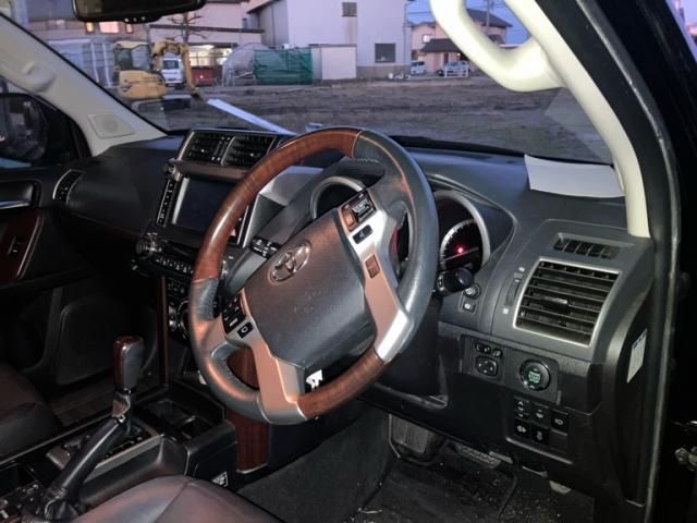 TOYOTA LANDCRUISER PRADO 2016 Image 31