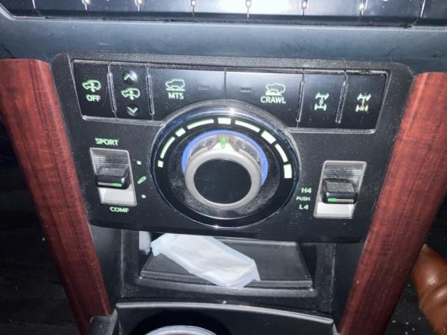 TOYOTA LANDCRUISER PRADO 2016 Image 31