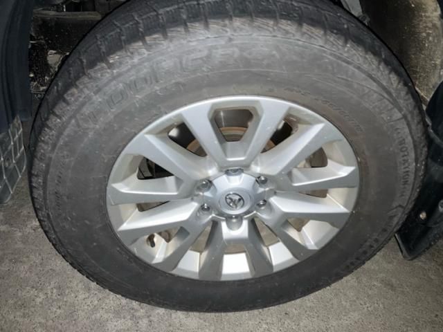 TOYOTA LANDCRUISER PRADO 2016 Image 31