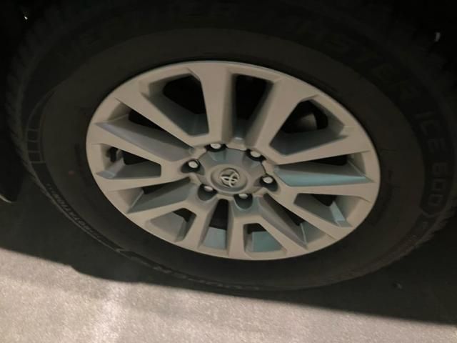 TOYOTA LANDCRUISER PRADO 2016 Image 31