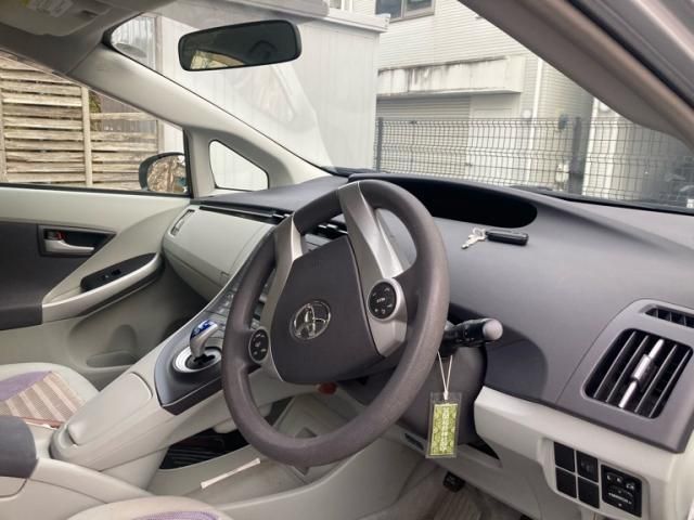 TOYOTA PRIUS 2009 Image 31