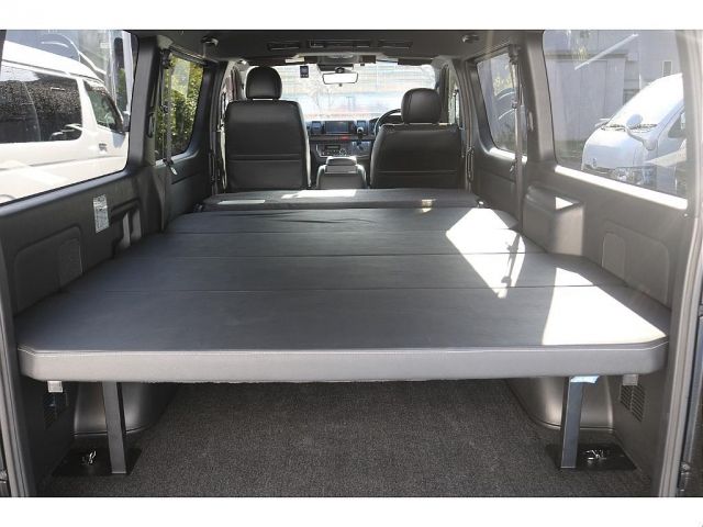 TOYOTA HIACE VAN 4WD 2022 Image 31