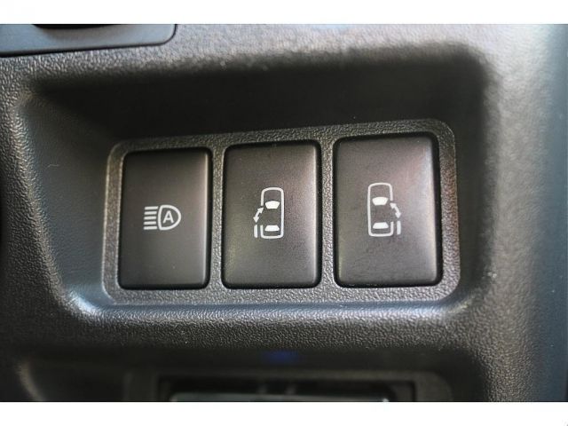 TOYOTA HIACE VAN 4WD 2022 Image 31