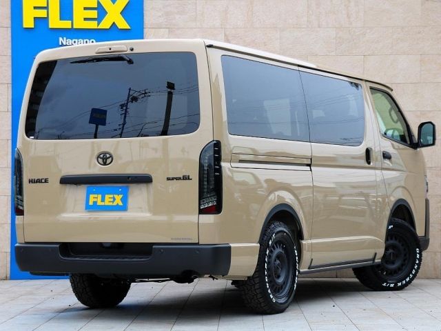 TOYOTA HIACE VAN 4WD 2026 Image 31