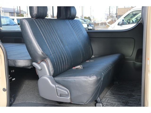 TOYOTA HIACE VAN 4WD 2026 Image 31