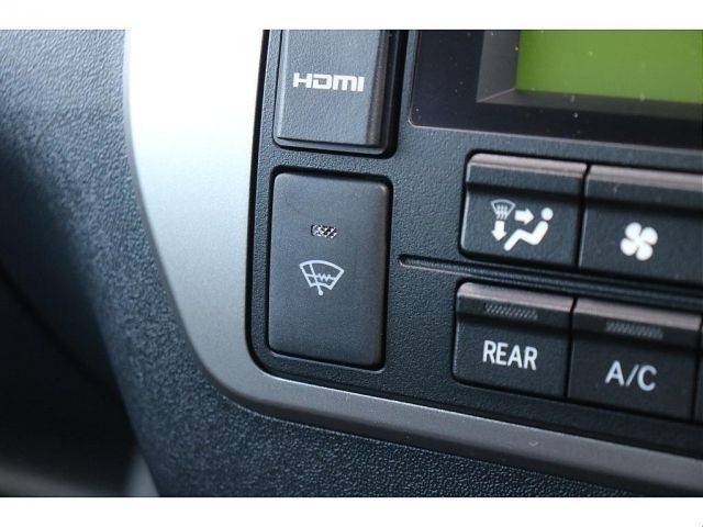 TOYOTA HIACE VAN 4WD 2026 Image 31