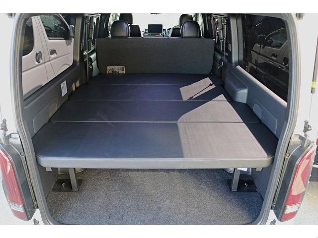 TOYOTA HIACE VAN 2WD 2022 Image 31