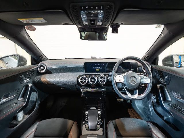 MERCEDES BENZ CLA SH 2020 Image 31