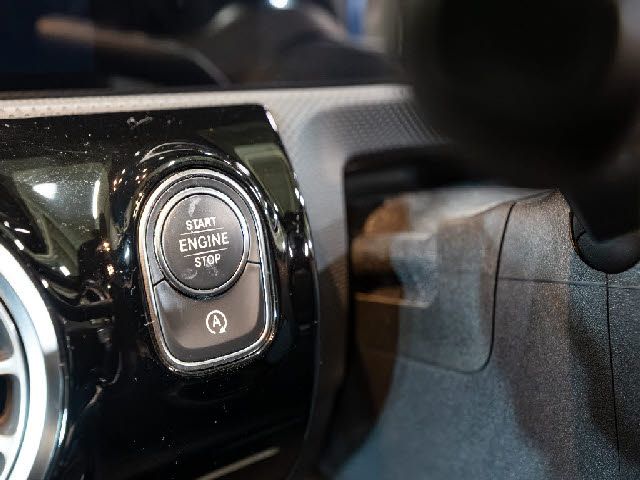 MERCEDES BENZ CLA SH 2020 Image 31