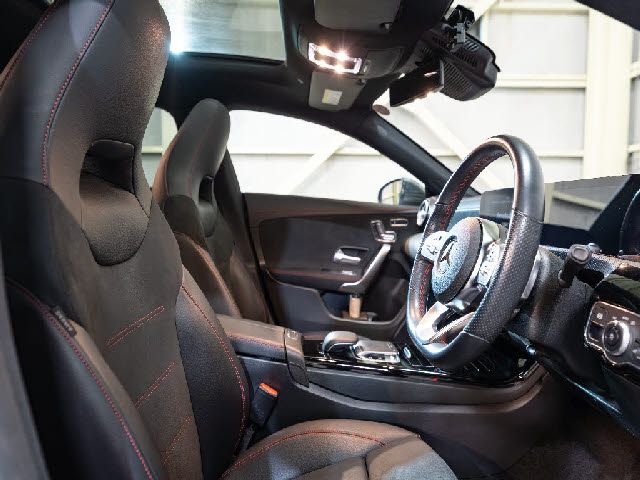 MERCEDES BENZ CLA SH 2020 Image 31