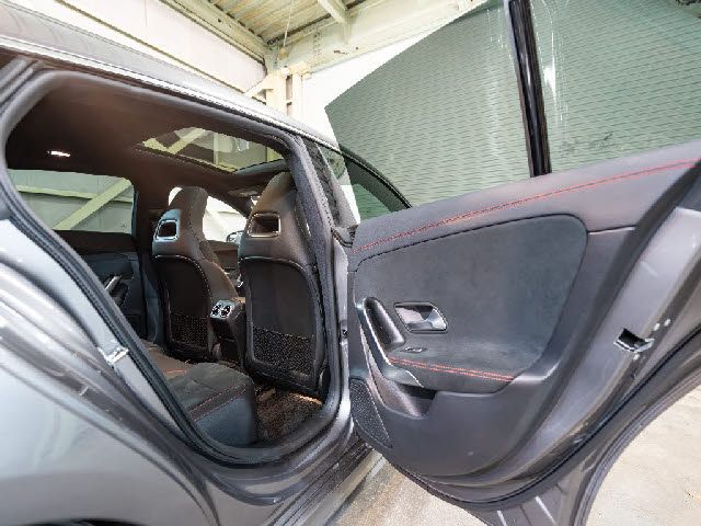 MERCEDES BENZ CLA SH 2020 Image 31